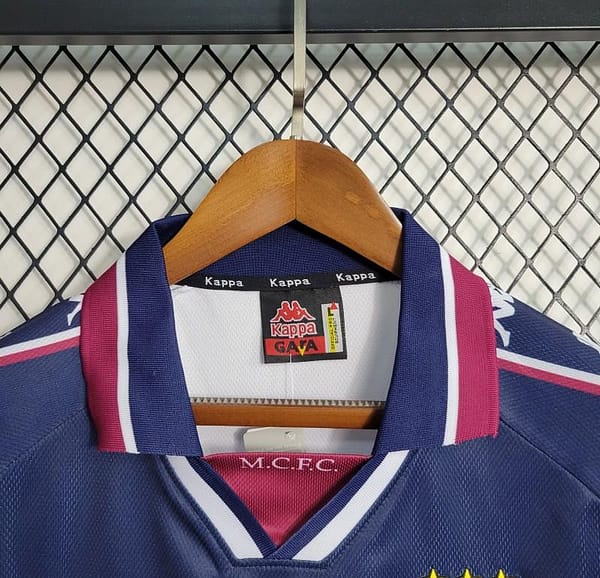 Retro 1997-98 Manchester City Away Jersey - Image 6