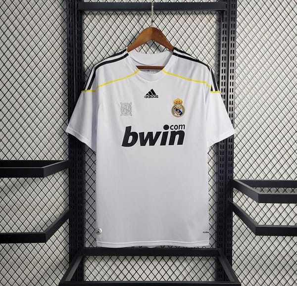Retro 09/10 Real Madrid Home Jersey
