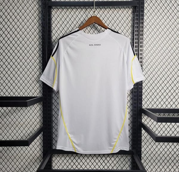 Retro 09/10 Real Madrid Home Jersey - Image 12