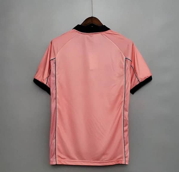 Retro 97/98 Juventus Away Pink Jersey - Image 5