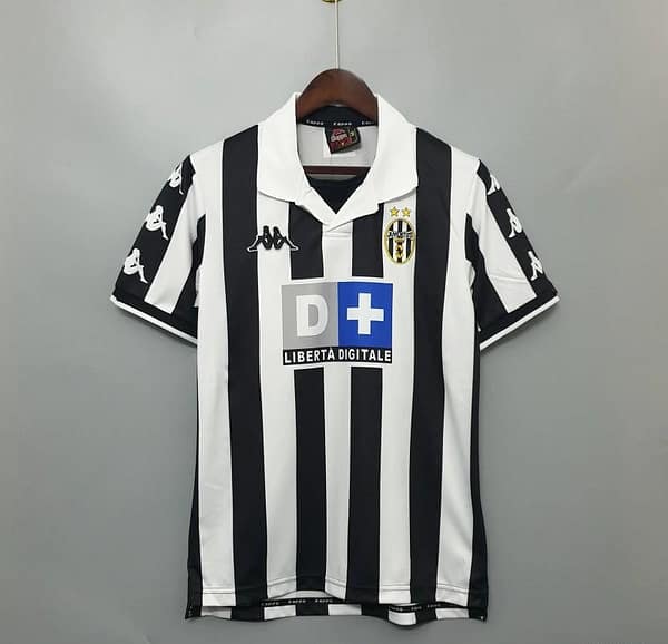 Retro 99/00 Juventus Home Jersey
