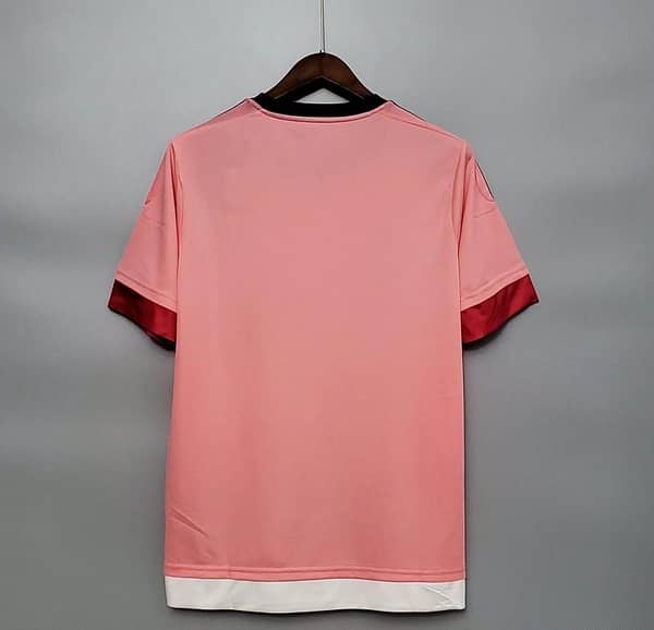 Retro 15/16 Juventus Away Pink Jersey - Image 2