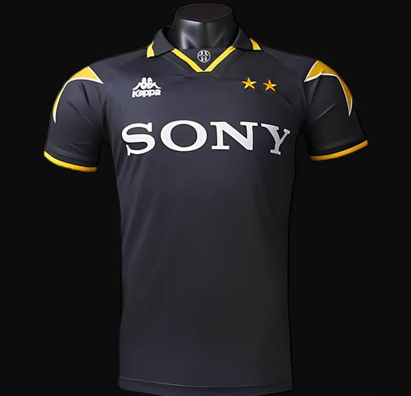Retro 95/96 Juventus Third Black Jersey