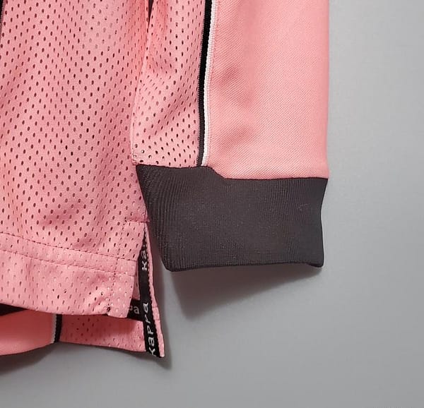 Retro 97/98 Juventus Away Pink Long Sleeve Jersey - Image 5