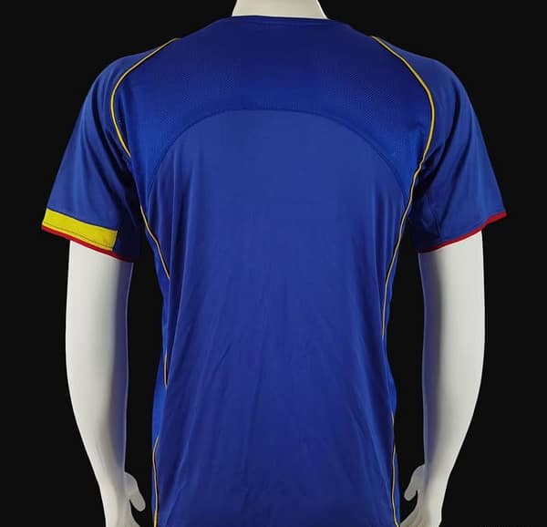 Retro 04/05 Arsenal Away Blue Jersey - Image 2