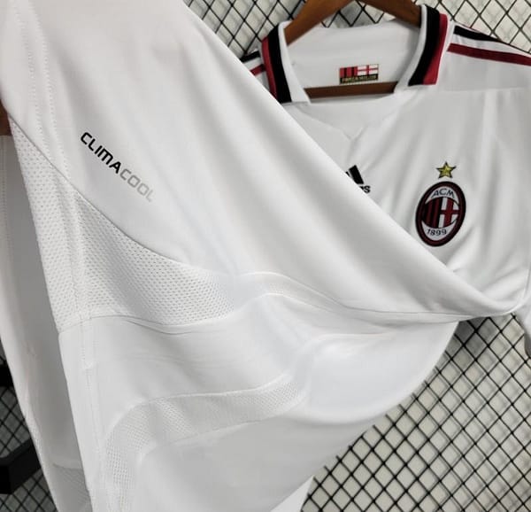 Retro 09/10 AC Milan Away White Jersey - Image 9