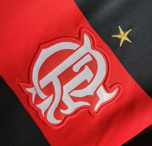 Retro 00/01 Season Flamengo Home Jersey - Image 3