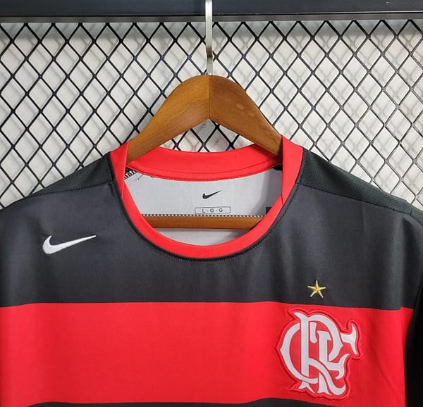 Retro 00/01 Season Flamengo Home Jersey - Image 6