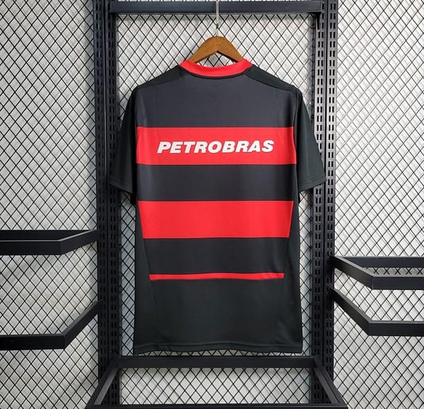 Retro 00/01 Season Flamengo Home Jersey - Image 7