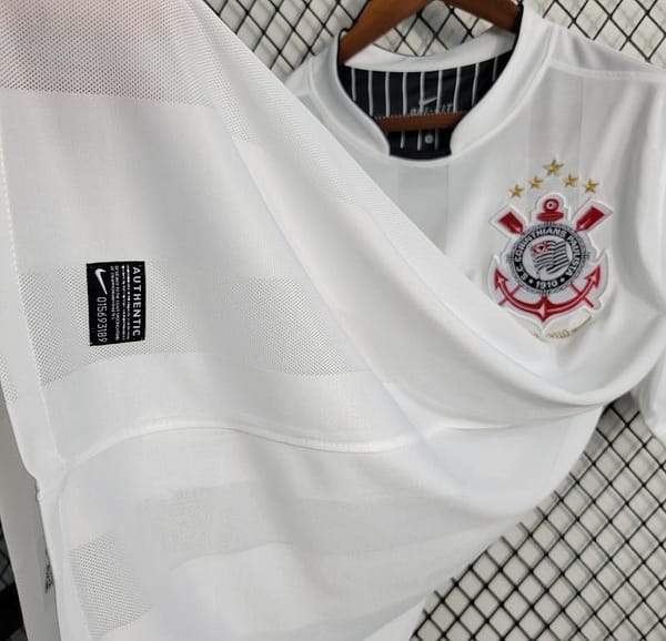Retro 10/11 Corinthians Home Jersey - Image 8