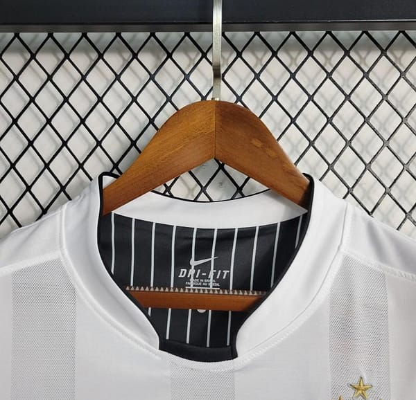 Retro 10/11 Corinthians Home Jersey - Image 11