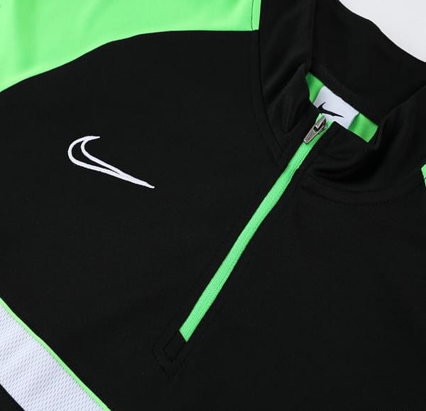 2023 NIKE Black Green Half Zipper Jacket +Pants - Image 11