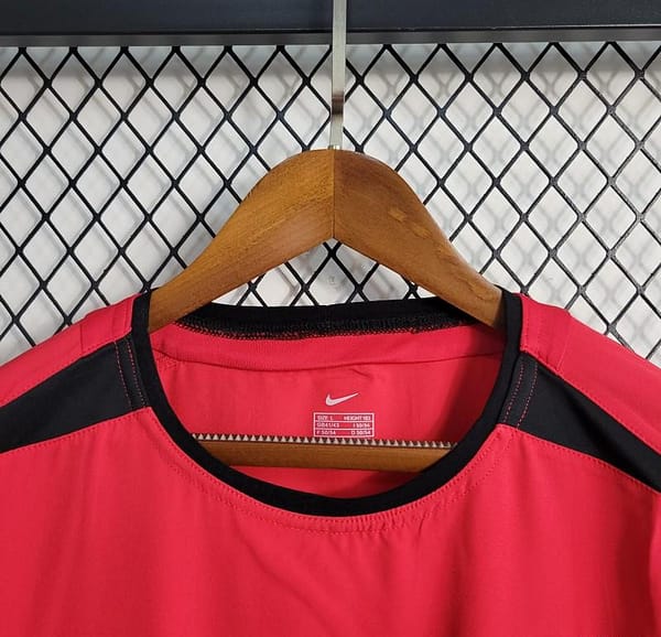 Retro 02/04 Manchester United Long Sleeve Home Jersey - Image 4
