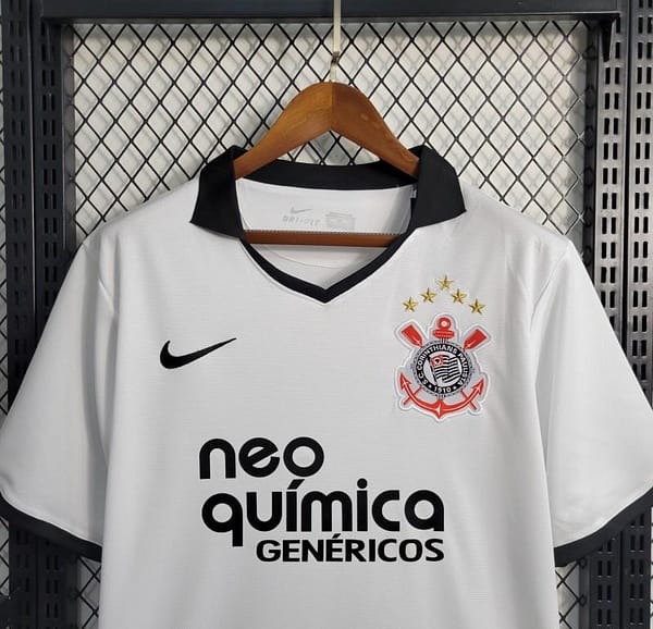 Retro 11/12 Corinthians Home Jersey - Image 2