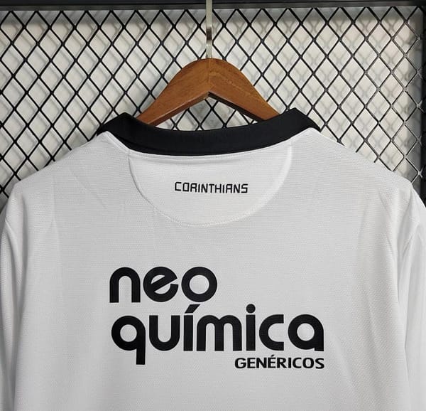 Retro 11/12 Corinthians Home Jersey - Image 4