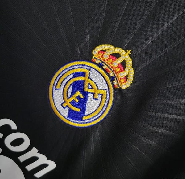 Retro 10-11 Real Madrid Away Black Long Sleeve Soccer Jersey - Image 9