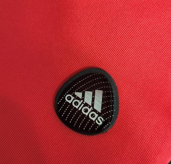 Retro11-12 Real Madrid Away Red Jersey - Image 6