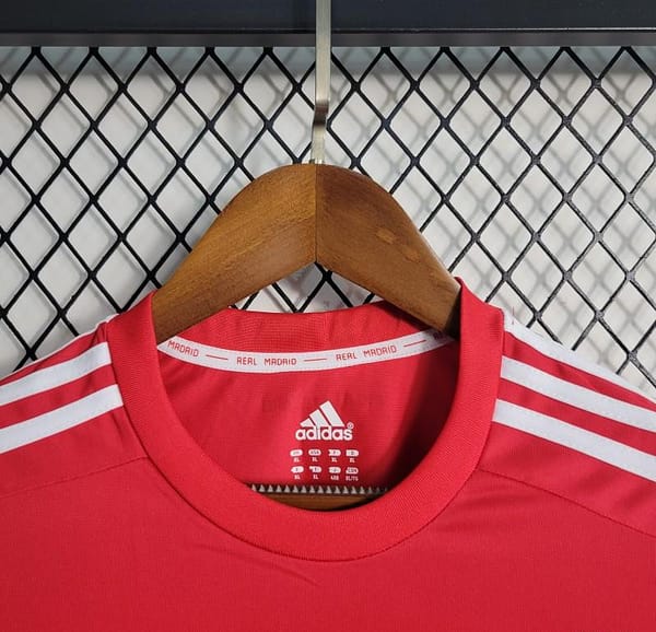 Retro Long Sleeve 11-12 Real Madrid Away Red Jersey - Image 10