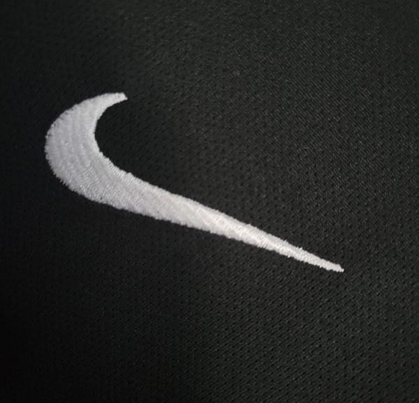 Retro 2002 Brazil Black Goalkeeper Jersey - Image 2