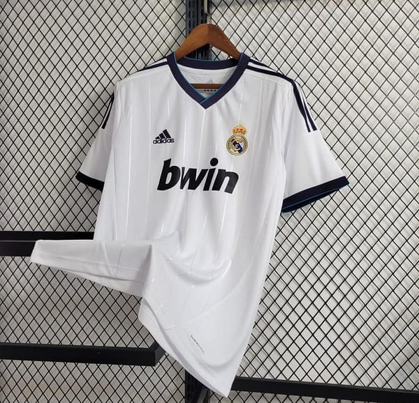 Retro 12/13 Real Madrid Home Jersey - Image 8
