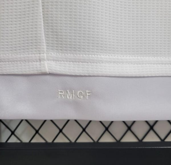 Retro Real Madrid 15/16 Home Jersey - Image 3