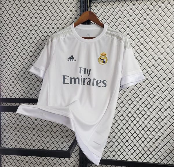 Retro Real Madrid 15/16 Home Jersey - Image 9