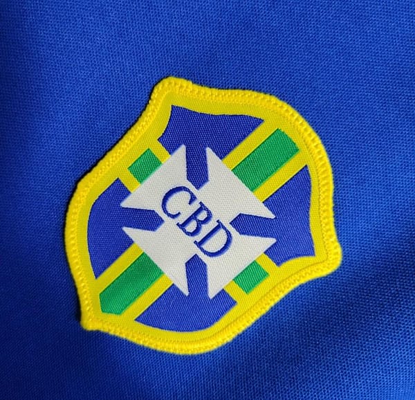 Retro 57-62 Brazil Away Blue Jersey - Image 2