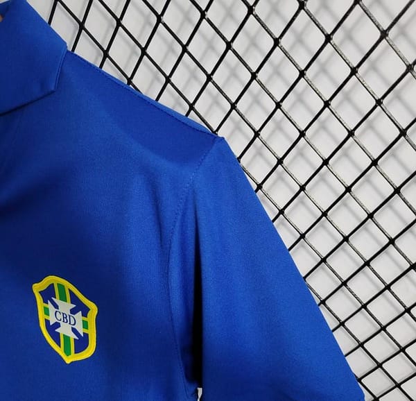 Retro 57-62 Brazil Away Blue Jersey - Image 8