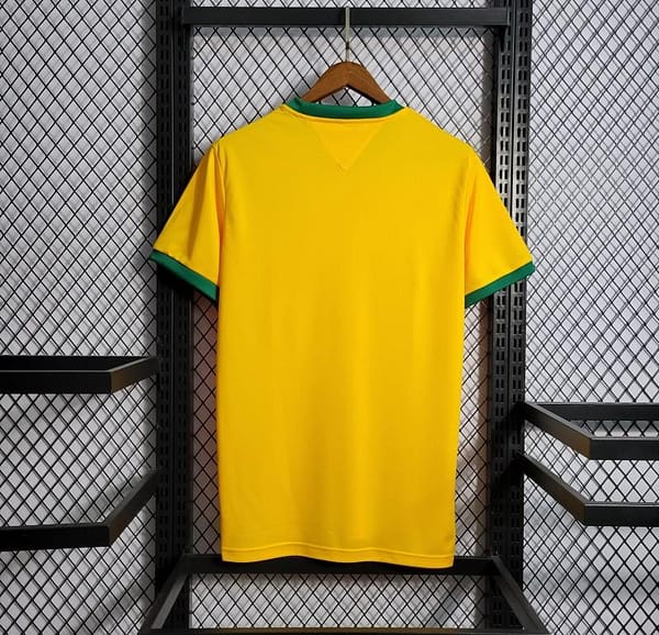 Retro 1970/1972 Brazil Home Jersey - Image 2