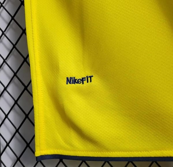 Retro 08/09 Barcelona Away Yellow Jersey - Image 11