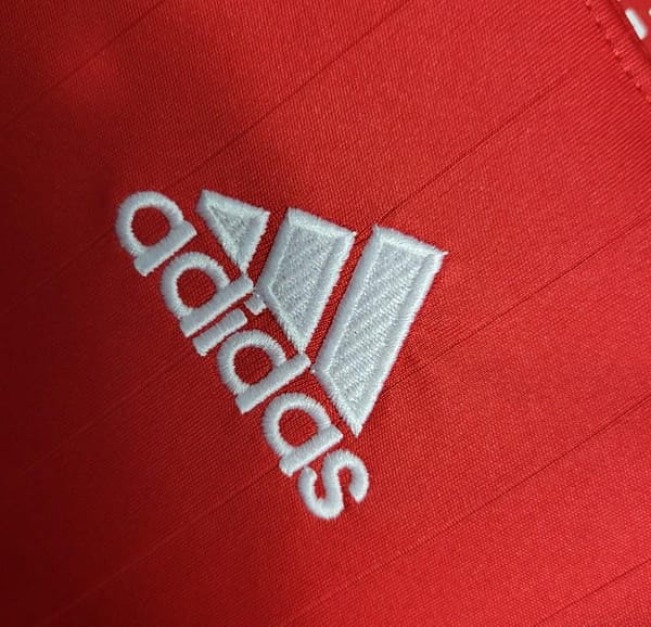 Retro 2006/07 Liverpool Home Jersey - Image 3