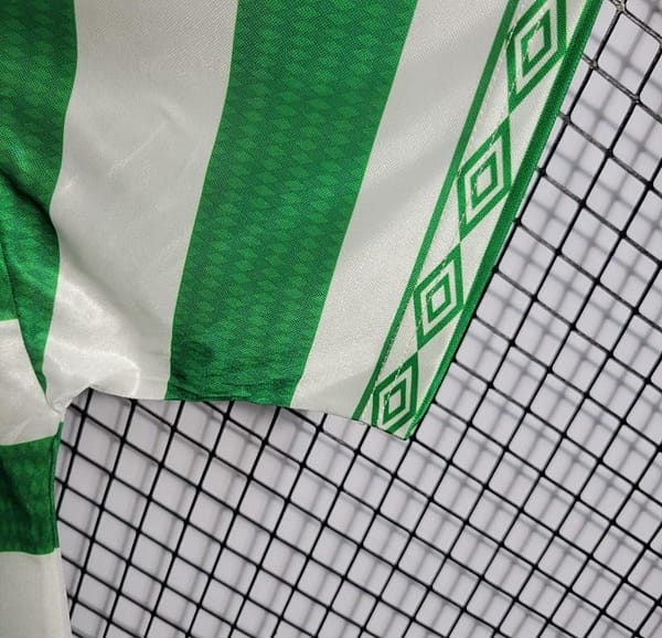 Retro 98/99 Celtic Home Champion Jersey - Image 8