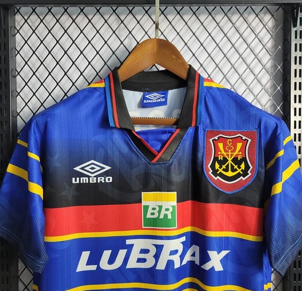 Retro 1995 Flamengo Two Away - Image 5