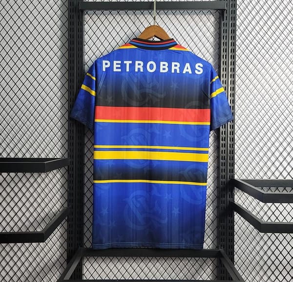 Retro 1995 Flamengo Two Away - Image 8