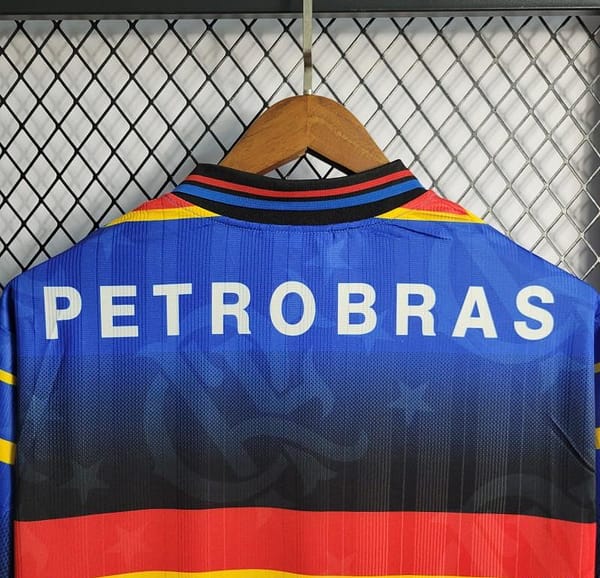 Retro 1995 Flamengo Two Away - Image 9