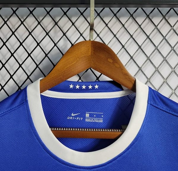 Retro 2006 Brazil Away Blue Jersey - Image 8