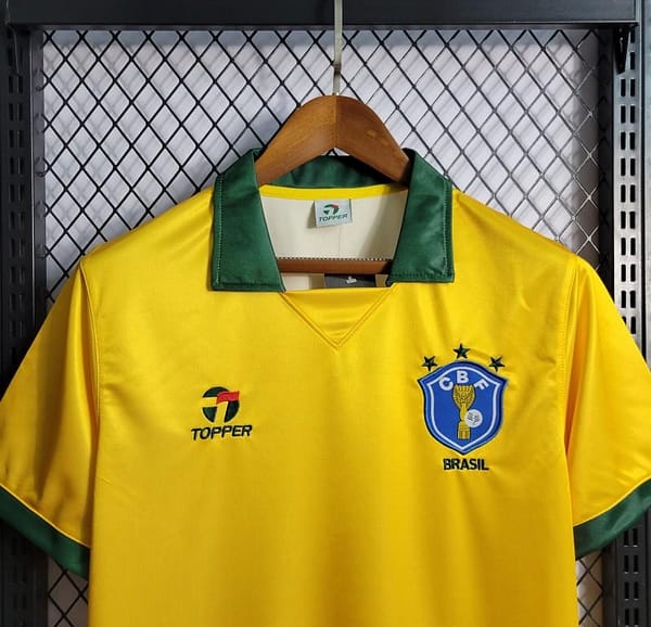 Retro 1988/1990 Brazil Home Jersey - Image 9