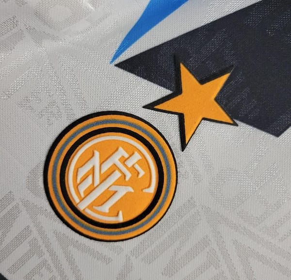 Retro Inter Milan 92/93 Away White Jersey - Image 8