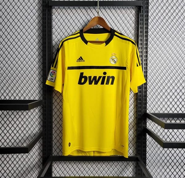 Retro 2011/12 Real Madrid Yellow Goalkeeper Jersey