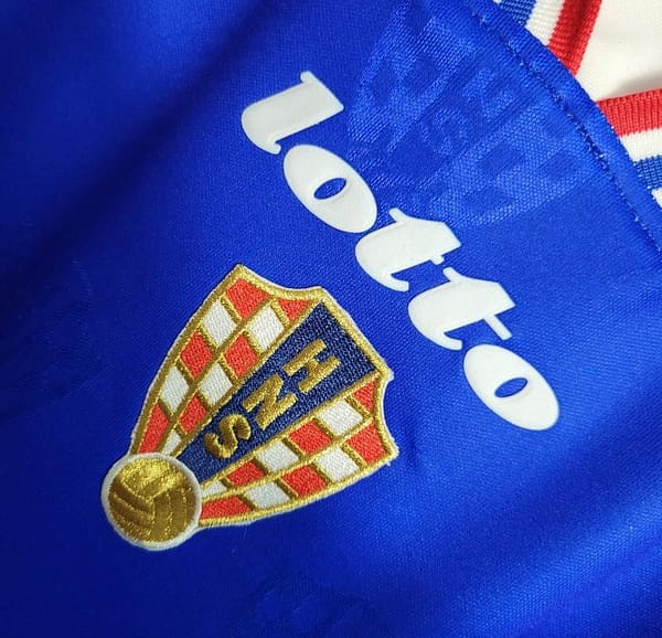 Retro 1998 Croatia Away Blue Jersey - Image 5