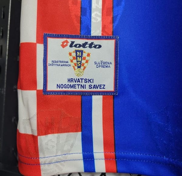 Retro 1998 Croatia Away Blue Jersey - Image 7