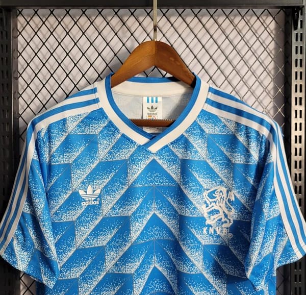 Retro 1988 Netherlands Away Blue Jersey - Image 7