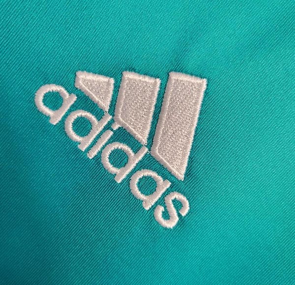 Retro Long Sleeve 17-18 Real Madrid Third Blue Jersey - Image 5