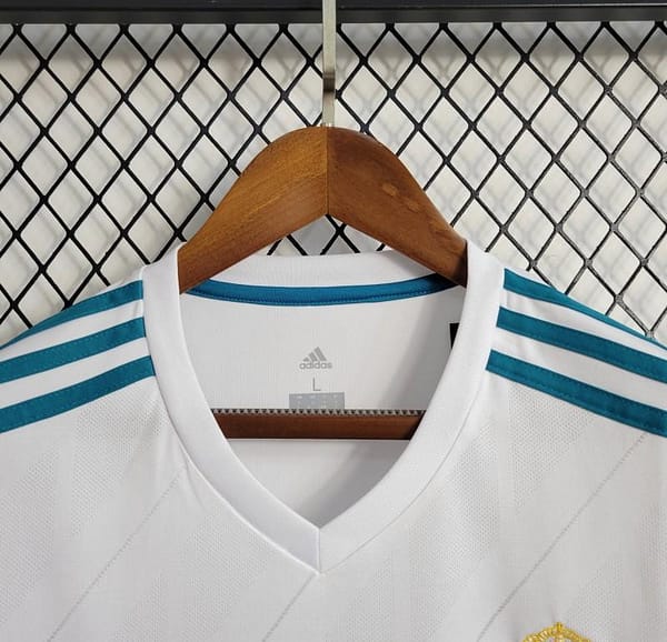 Retro Long Sleeve 17/18 Real Madrid Home Jersey - Image 8