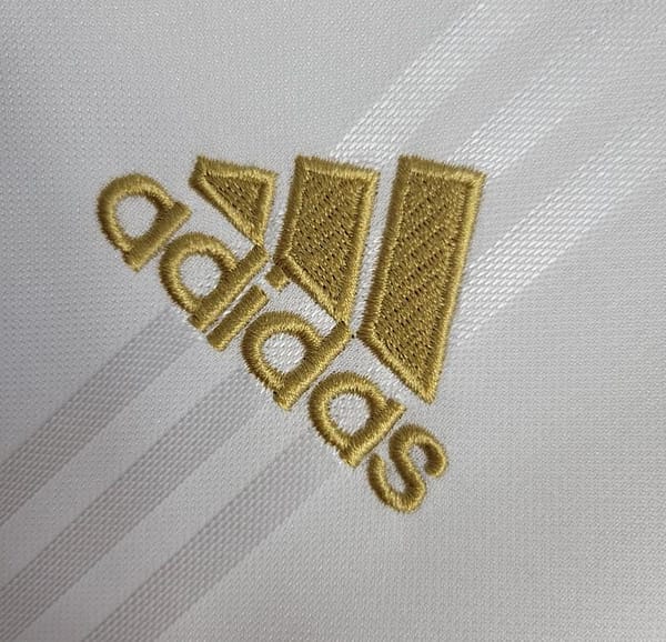 Retro Long Sleeve 2019-20 Real Madrid Training White Jersey - Image 7