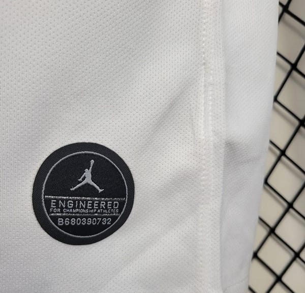 Retro Long Sleeve 18-19 PSG White Champions League Jersey - Image 3