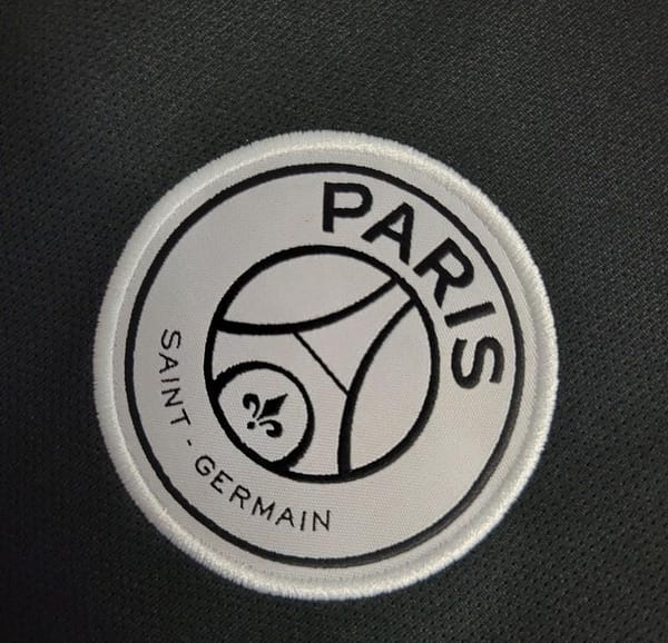Retro Long Sleeve 18-19 PSG Black Champions League Jersey - Image 2