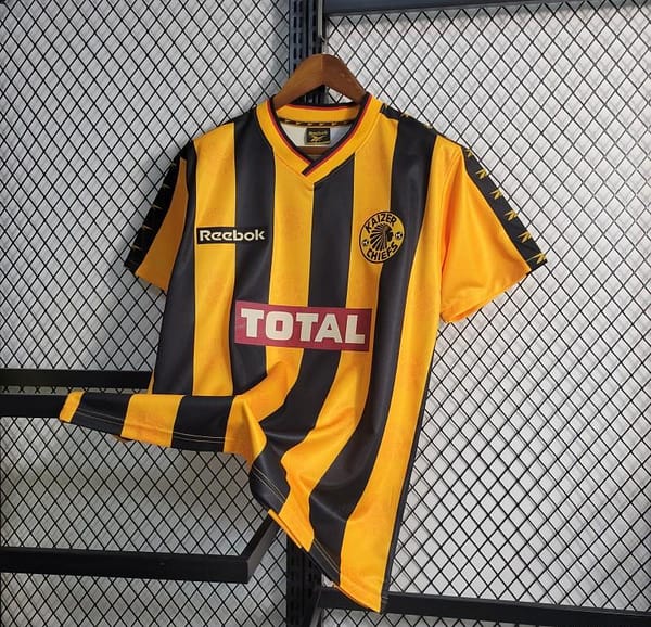 Retro 98/99 Kaizer Chiefs HomeJersey - Image 5