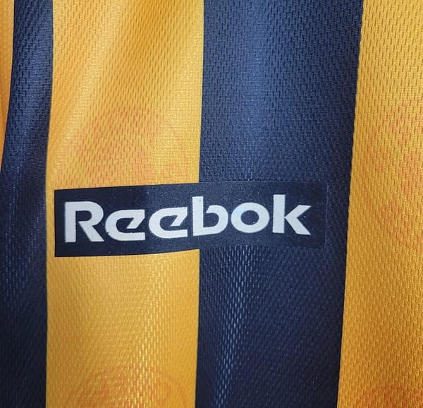 Retro 98/99 Kaizer Chiefs HomeJersey - Image 7