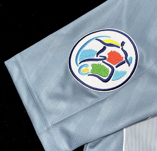 Retro 1996 England Away Soccer Jersey - Image 4